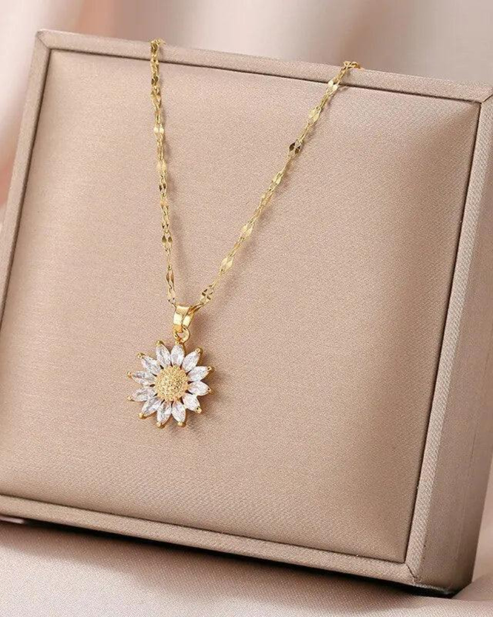 Blossome, flower necklace with sparkling zircon stones, crafted from 316L Stainless Steel, elegant and refined jewelry