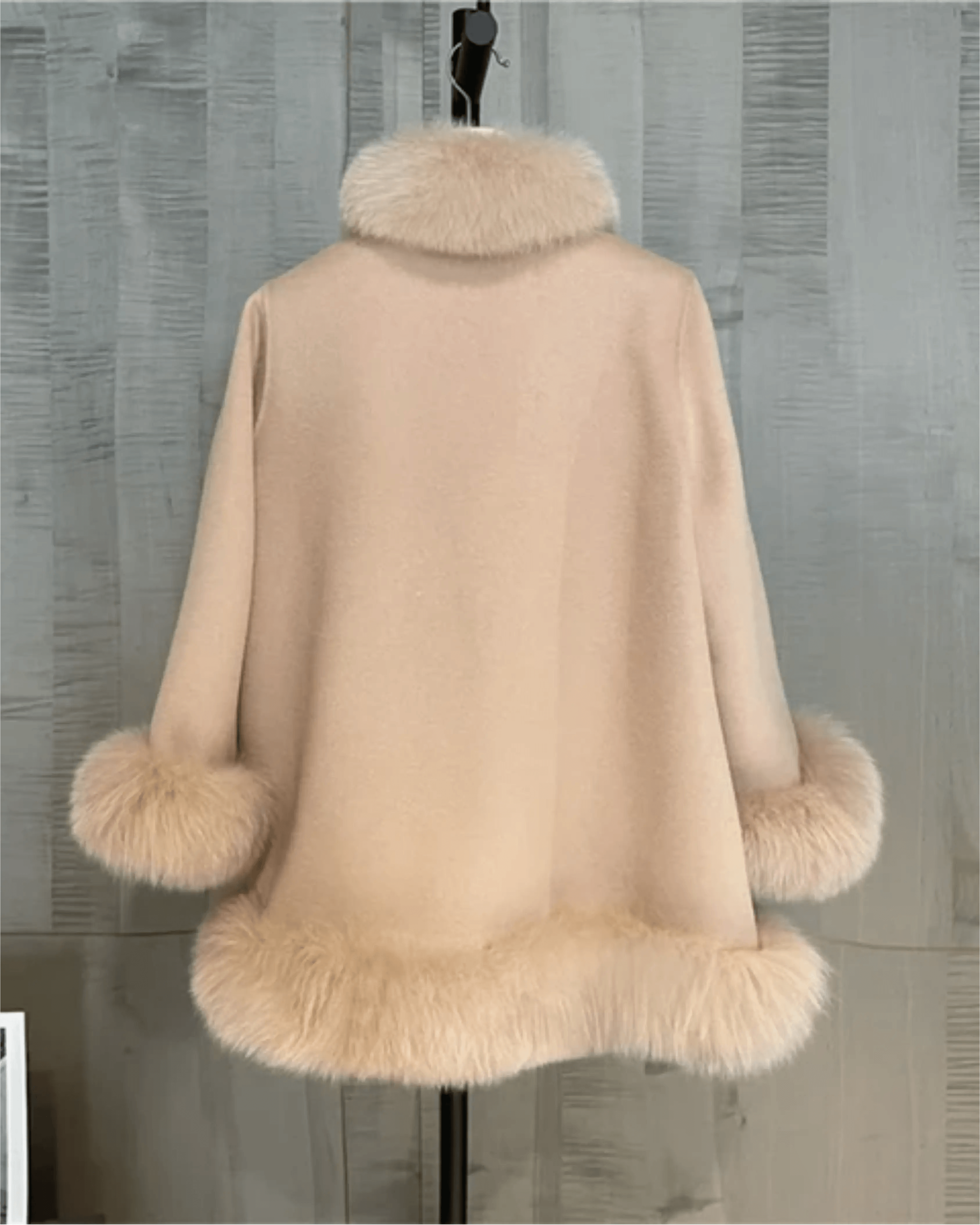 Manteau en laine Aurora Fox avec col en fourrure de renard