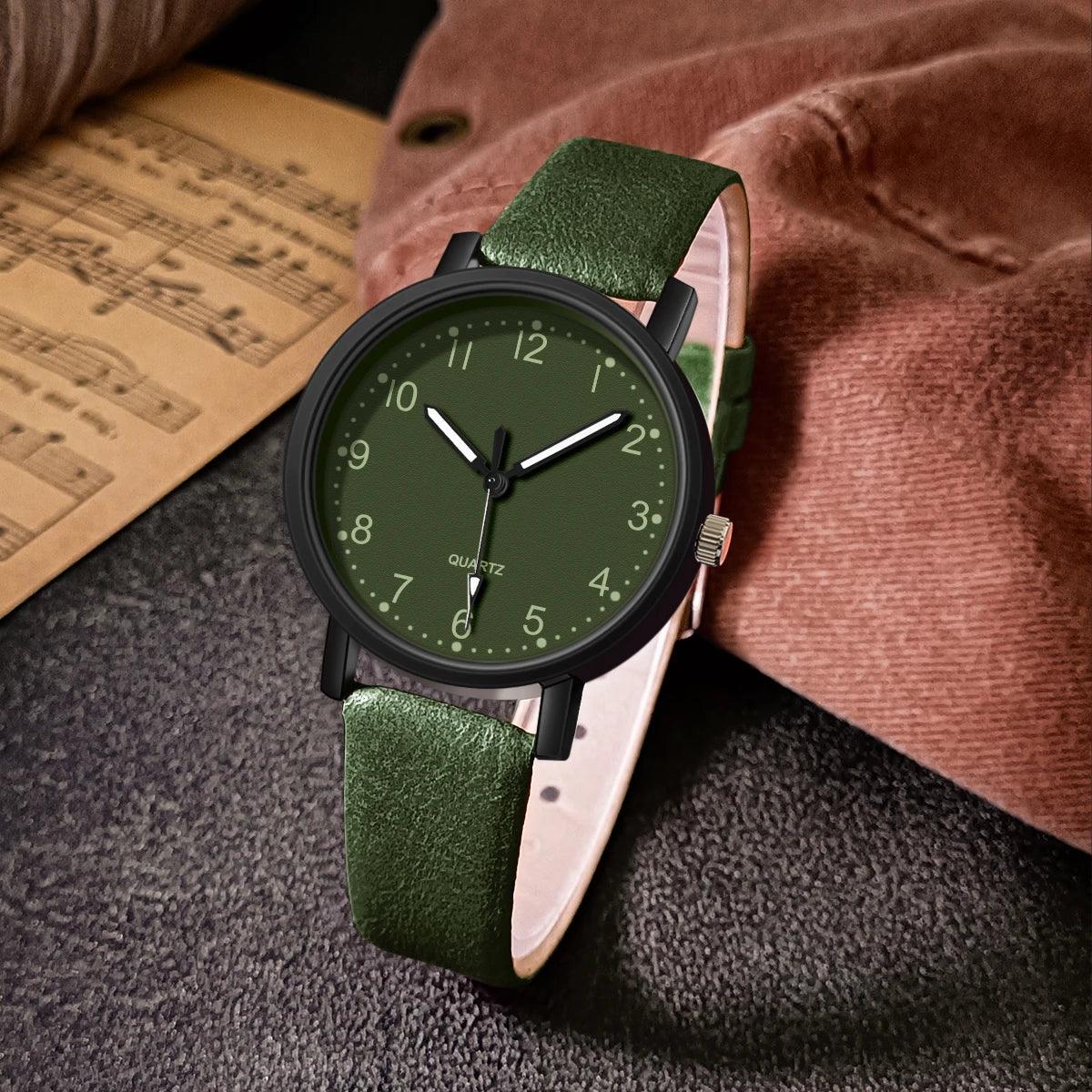 Heritage Luxe Leather Watch – A Timeless Vintage Statement