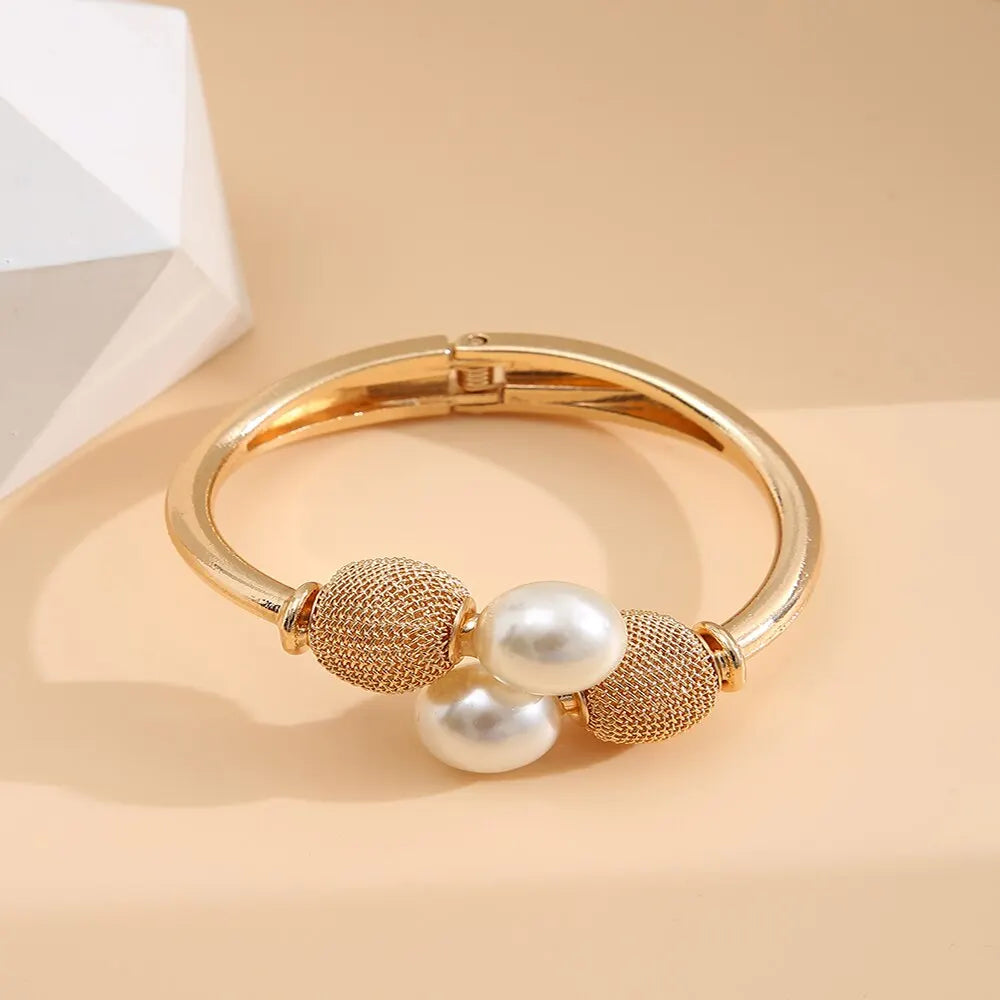 Bracelet Adjustable New Style Creative Simple Temperament Lady Pearl Spherical Geometry Atmosphere Lady Jewelry