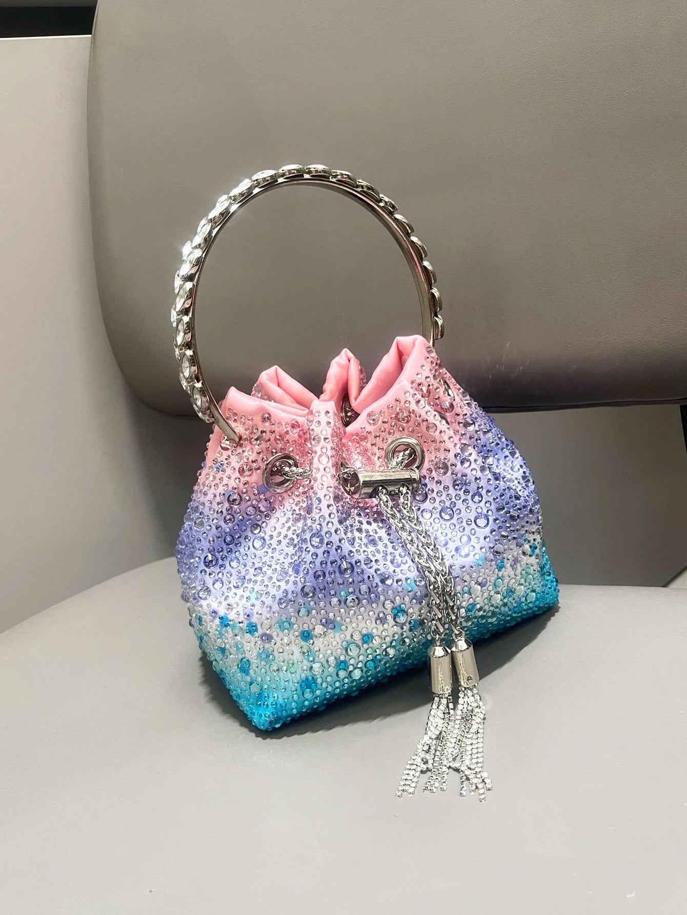 Crystal Bucket Bag – Luxury Rhinestone Evening Clutch