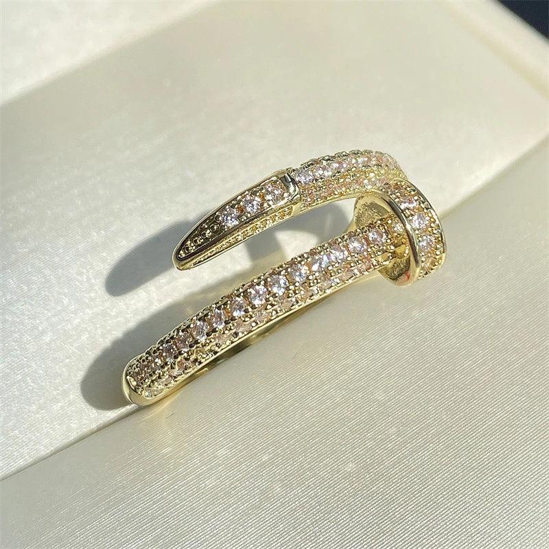 Elegance Twist - Bague Ajustable avec Zircon