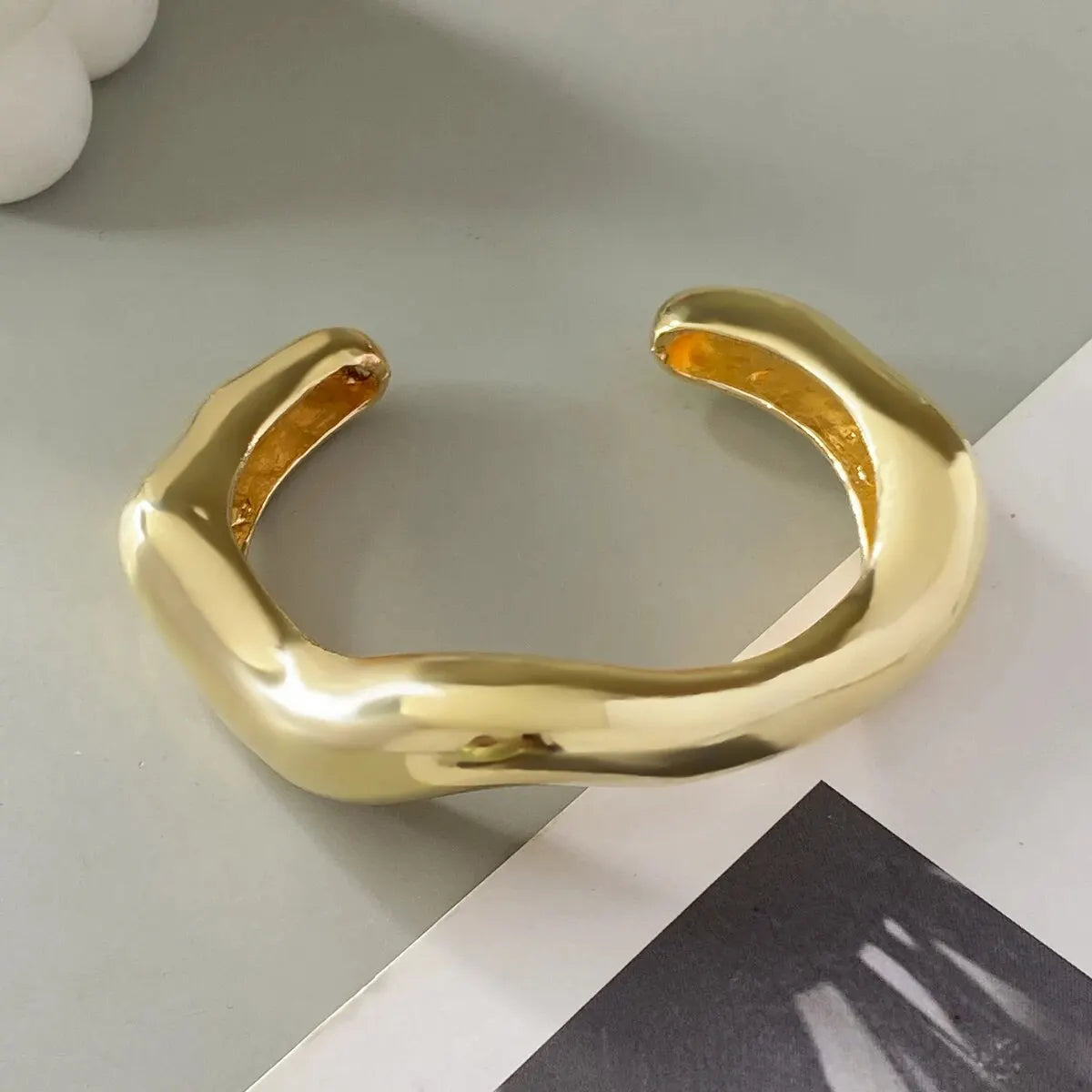 Creative Fashion Irregular Wave Open Bangles for Women Minimalist Gothic Gold Color Heavy Metal Cuff Bracelet Jewelry Gifts New