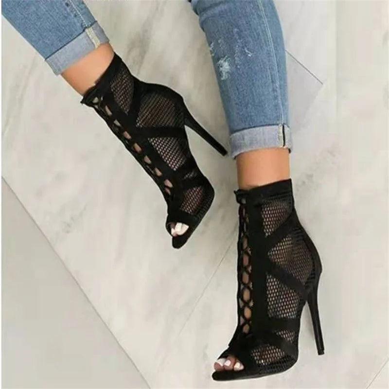 Black Sexy Lace-Up Heel