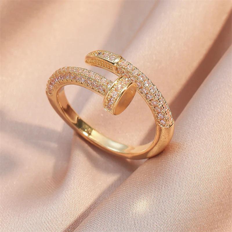 Elégance Twist - Bague Ajustable avec Zircon