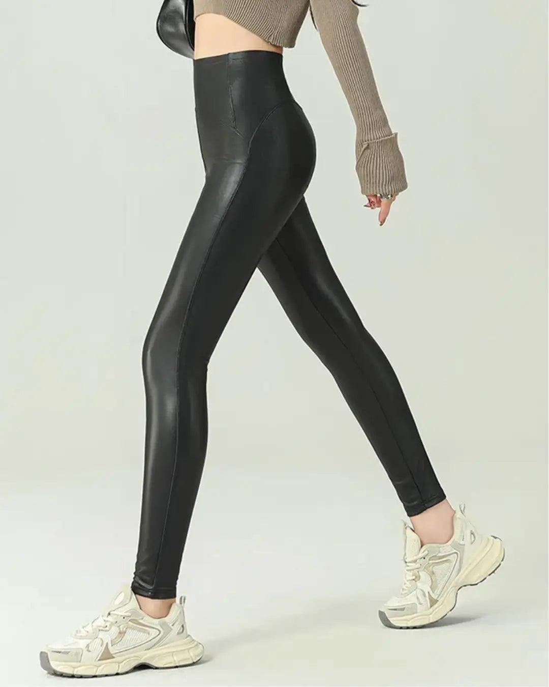 Thermora – Faux Leather Leggings with Fleece Lining