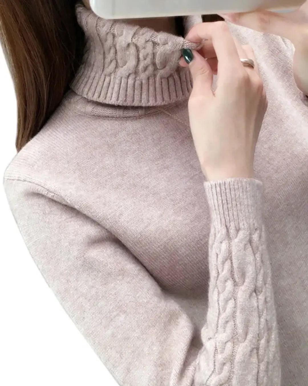 Slim-Fit High Neck Winter Pullover